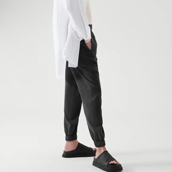 Cos Navy Cotton Lightweight Joggers 6 - Picture 7 of 8